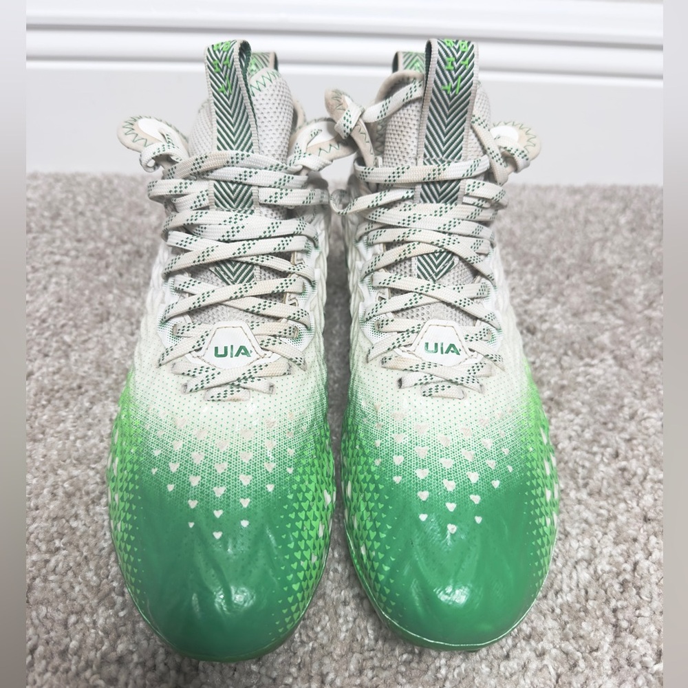 Under Armour Men’s Spotlight Clone 3.0 White Kelly Green Cleats